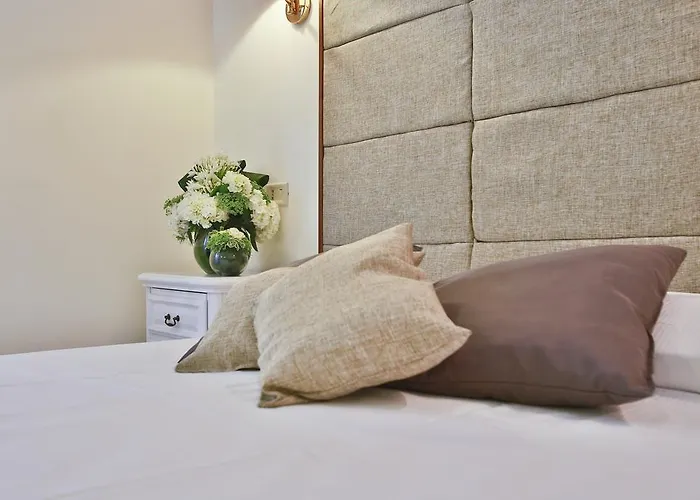 Hotel Trinita Dei Monti Rome