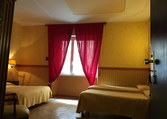 Hotel Trinita Dei Monti Rome